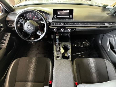 Used 2025 Honda Civic Sport image 17