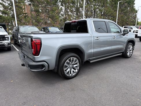 Used 2025 GMC Sierra 1500 Denali w/ Denali Reserve Package AWD/4WD image 10