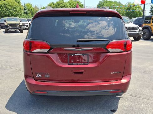Certified 2020 Chrysler Pacifica Limited FWD image 5