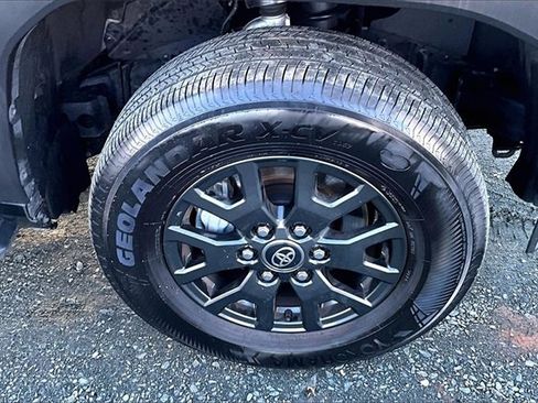 Used 2025 Toyota 4Runner SR5 image 8