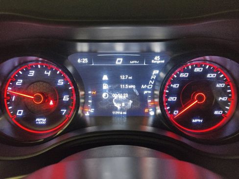 Used 2019 Dodge Charger R/T w/ Blacktop Package image 23