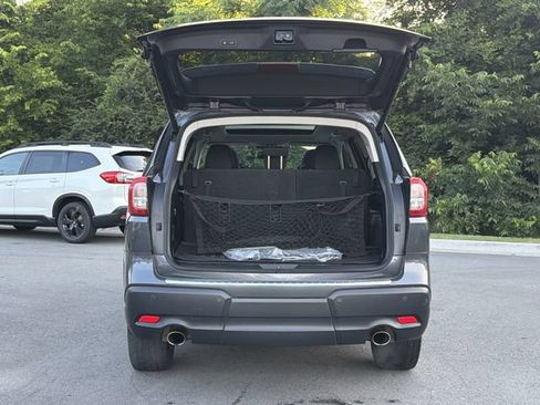 Used 2022 Subaru Ascent Limited w/ Technology Package AWD/4WD image 15