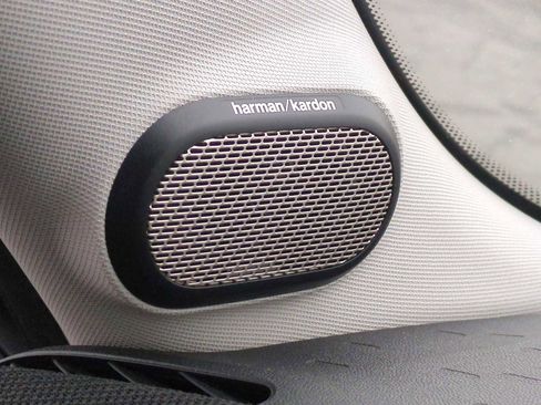 Certified 2025 MINI Cooper S image 29