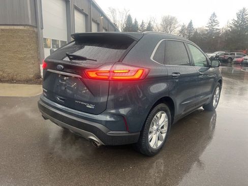Used 2019 Ford Edge Titanium w/ Cold Weather Package image 5