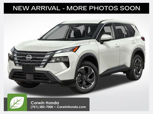 Used 2024 Nissan Rogue SV image 1