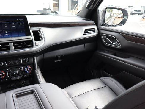 Used 2022 Chevrolet Tahoe LT AWD/4WD image 15