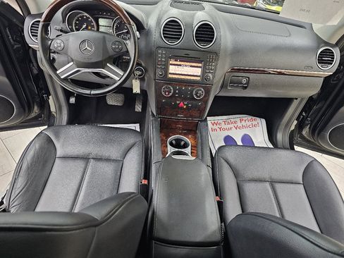 Used 2011 Mercedes-Benz GL 450 4MATIC image 31