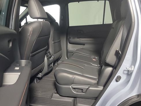 Certified 2022 Honda Passport TrailSport image 16