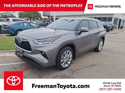 Used 2025 Toyota Highlander Limited