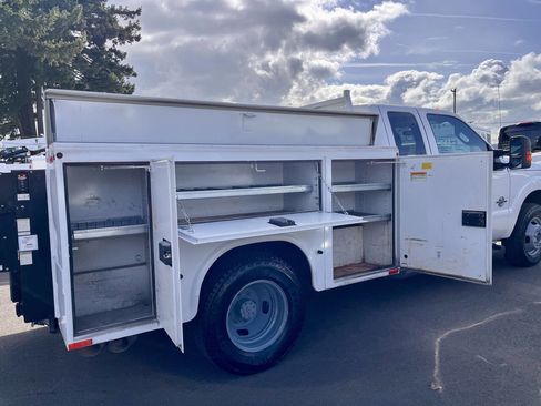 Used 2015 Ford F350 XLT image 10