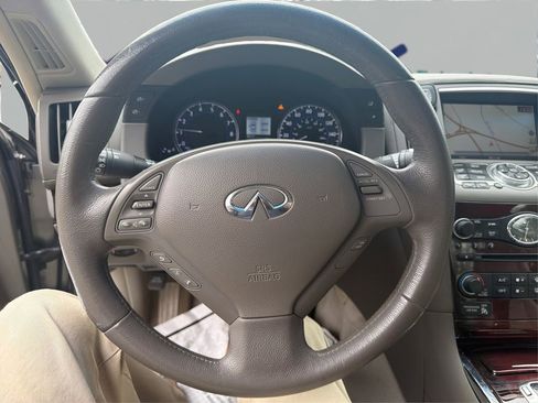Used 2011 INFINITI G37 Journey w/ Premium Pkg image 19