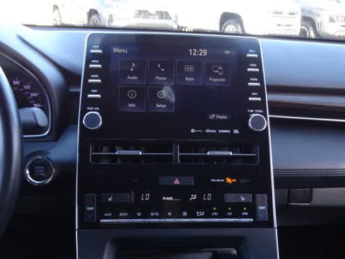 Certified 2019 Toyota Avalon XLE image 27