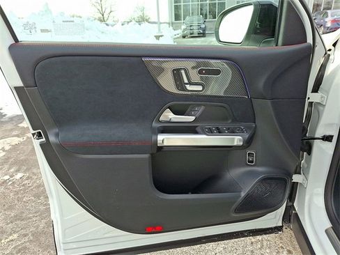 New 2026 Mercedes-Benz GLB 250 GLB 250 image 11