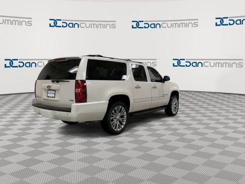 Used 2011 Chevrolet Suburban LTZ AWD/4WD image 8