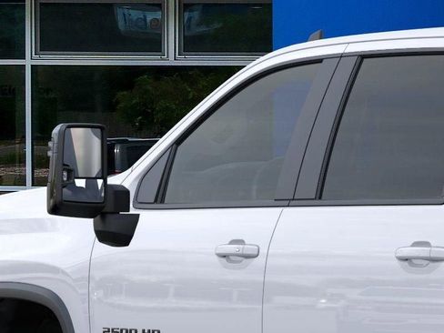 New 2026 Chevrolet Silverado 2500 LT image 12