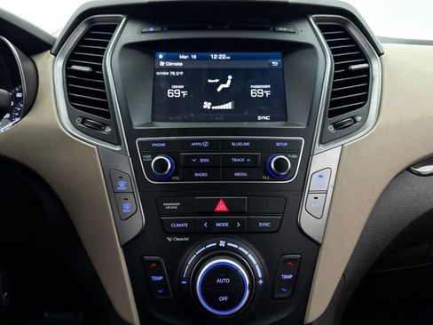 Used 2017 Hyundai Santa Fe Sport image 22