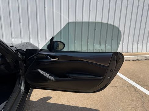 Used 2022 MAZDA MX-5 Miata Grand Touring w/ Weather Package RWD image 22