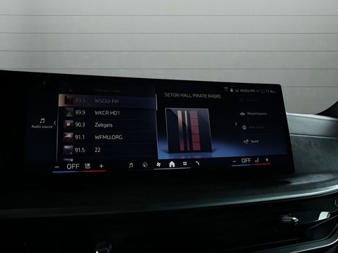 Used 2024 BMW X5 xDrive40i image 21