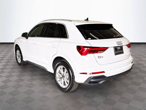 Used 2024 Audi Q3 2.0T Premium Plus w/ Premium Plus Package AWD/4WD image 5