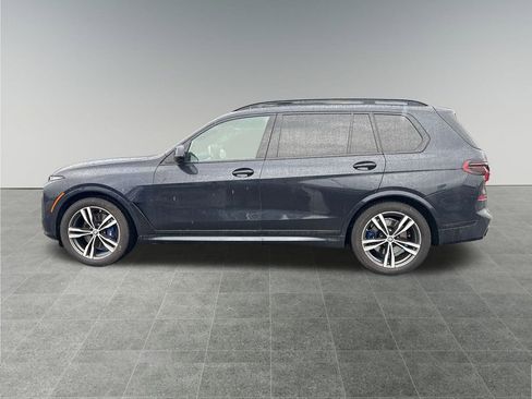 Used 2024 BMW X7 xDrive40i w/ M Sport Package image 2