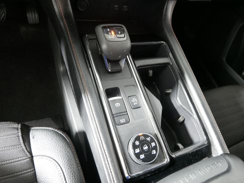 Used 2023 Nissan Pathfinder Rock Creek image 24