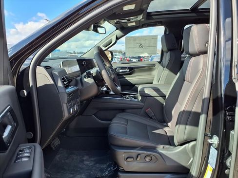 New 2026 Chevrolet Suburban RST w/ Comfort Package image 15