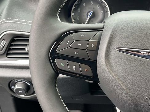 New 2026 Chrysler Pacifica Limited w/ S Appearance Package image 22