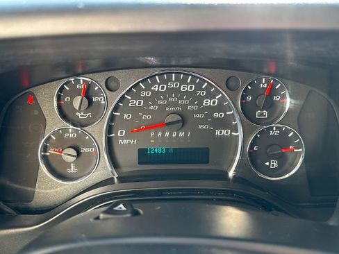 Used 2024 GMC Savana 2500 w/ Driver Convenience Package image 23