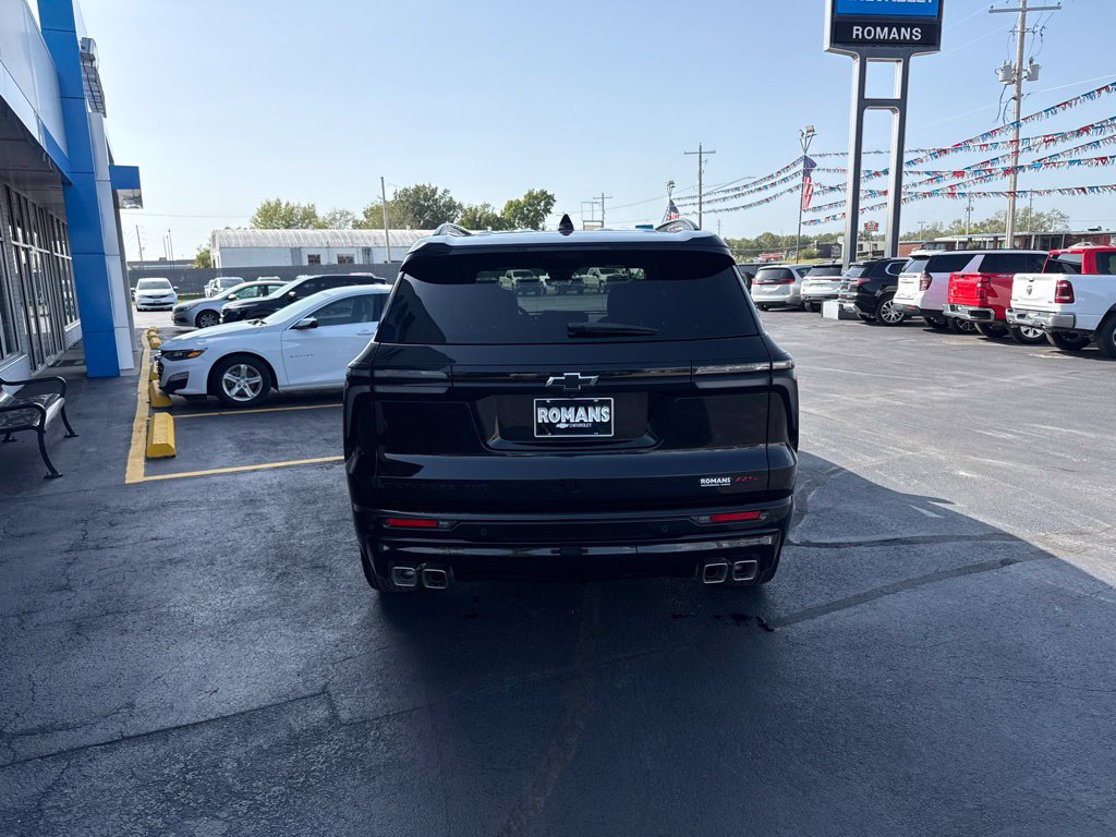 Used 2026 Chevrolet Traverse RS w/ LPO, Floor Liner Package AWD/4WD image 5