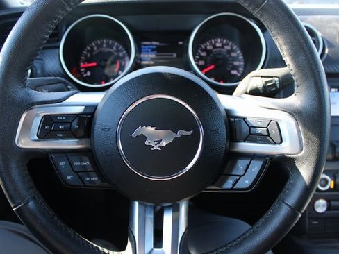 Used 2021 Ford Mustang Coupe image 17