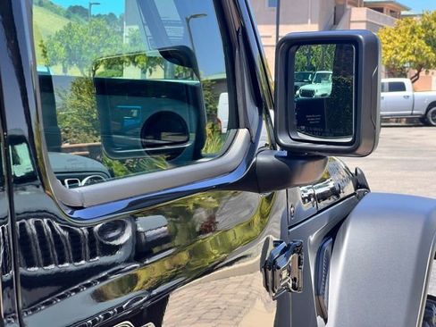 Used 2025 Jeep Wrangler Unlimited Sport S 4xe AWD/4WD image 9