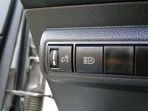 Used 2023 Toyota Corolla LE FWD image 19