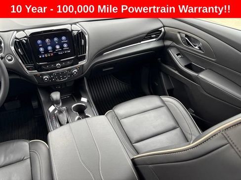 Used 2023 Chevrolet Traverse Premier AWD/4WD image 28