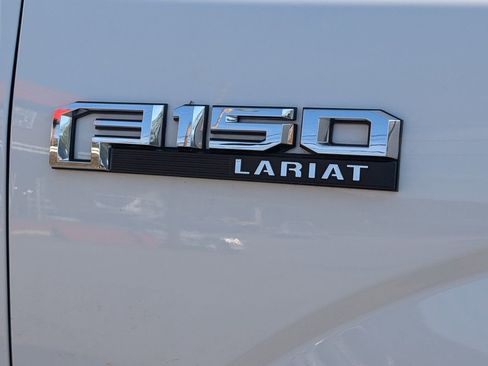Used 2020 Ford F150 Lariat w/ Equipment Group 502A Luxury AWD/4WD image 11