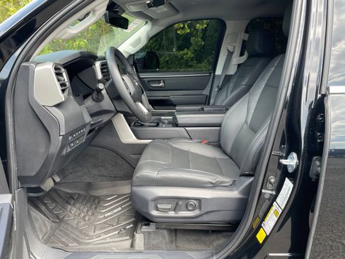 Used 2024 Toyota Tundra Limited w/ Power Package AWD/4WD image 15