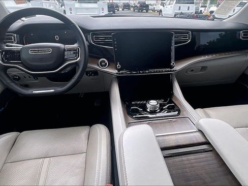 Used 2023 Jeep Grand Wagoneer L 4WD w/ Rear Seat Video Group 1 image 16