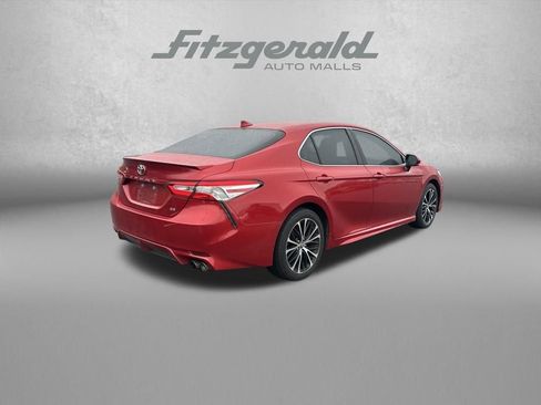 Used 2020 Toyota Camry SE w/ Convenience Package image 7