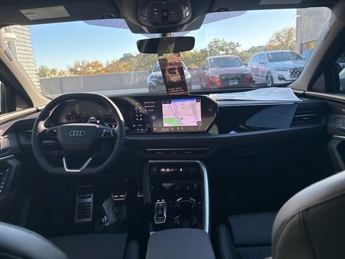 New 2025 Audi SQ5 Premium Plus image 18