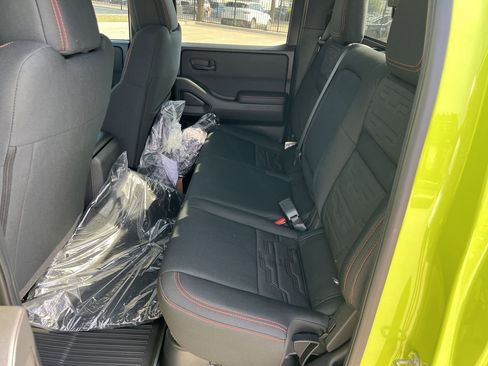 New 2026 Nissan Frontier PRO-4X w/ Pro-4x Convenience Package image 18