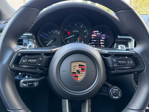 Used 2025 Porsche Macan GTS image 31