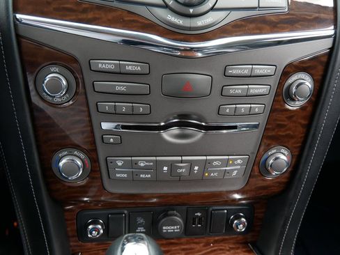 Used 2019 Nissan Armada Platinum w/ Captain's Chairs Package AWD/4WD image 21