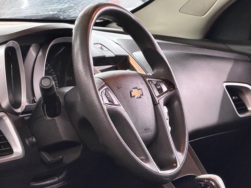 Used 2014 Chevrolet Equinox LS image 4