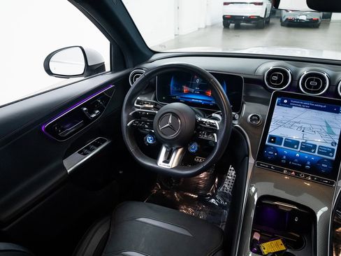 Used 2024 Mercedes-Benz GLC 43 AMG 4MATIC image 10