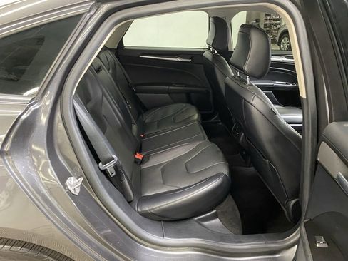 Used 2020 Ford Fusion Titanium image 37
