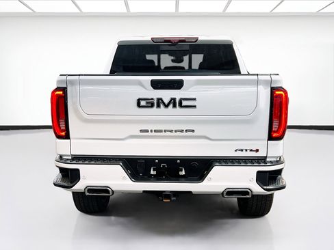 Used 2021 GMC Sierra 1500 AT4 w/ Technology Package AWD/4WD image 5