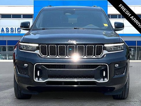 Used 2021 Jeep Grand Cherokee L Overland w/ Luxury Tech Group IV AWD/4WD image 18