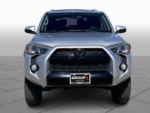 Used 2015 Toyota 4Runner SR5 image 4
