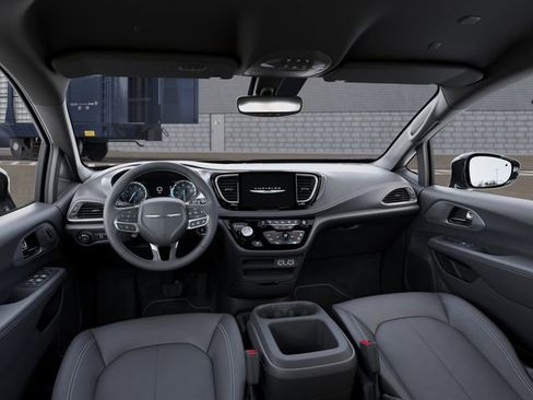 New 2025 Chrysler Pacifica Select AWD/4WD image 14
