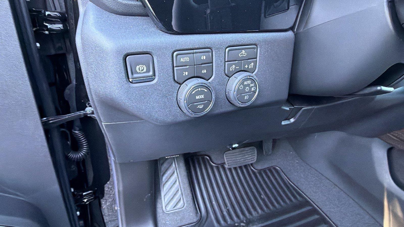 New 2026 Chevrolet Silverado 1500 RST w/ Convenience Package II AWD/4WD image 22