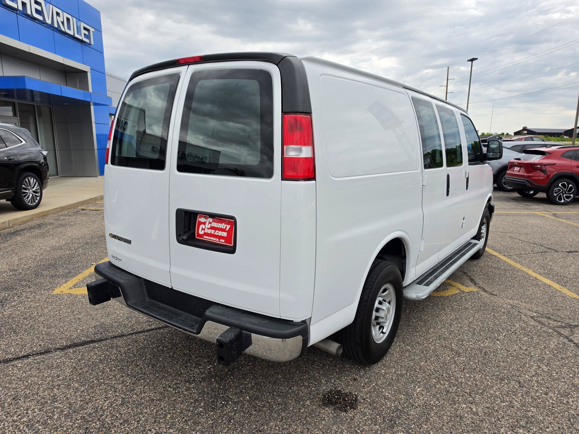 Used 2024 Chevrolet Express 2500 w/ Driver Convenience Package RWD image 13